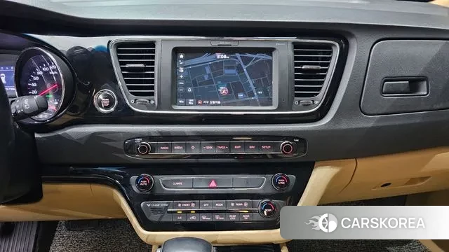 Kia All New Carnival 2018 Белый из Кореи, фото 6