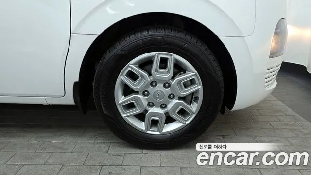 Hyundai Staria 2022 Белый из Кореи, фото 6