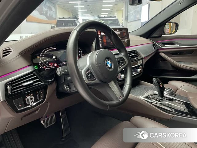 BMW 5 series 2022 Черный из Китая, фото 6