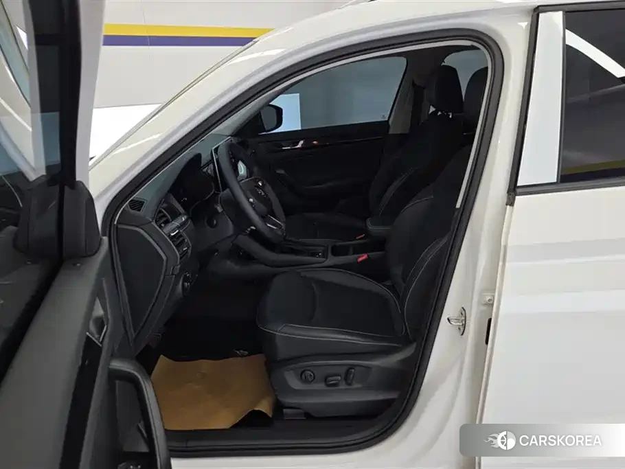Skoda Kodiak 2024 Белый из Китая, фото 6
