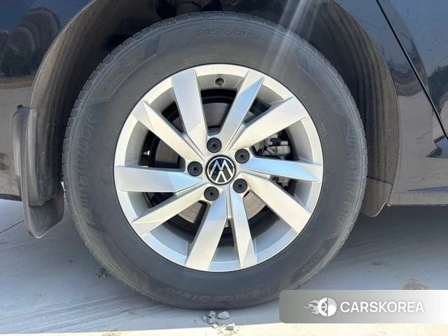 Volkswagen Passat PHEV 2022 Черный из Китая, фото 6