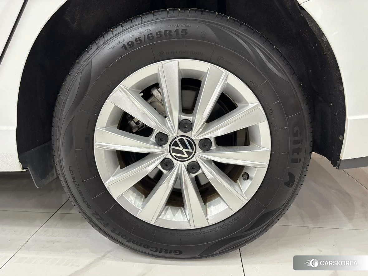 Volkswagen Lavida 2023 Белый из Китая, фото 6