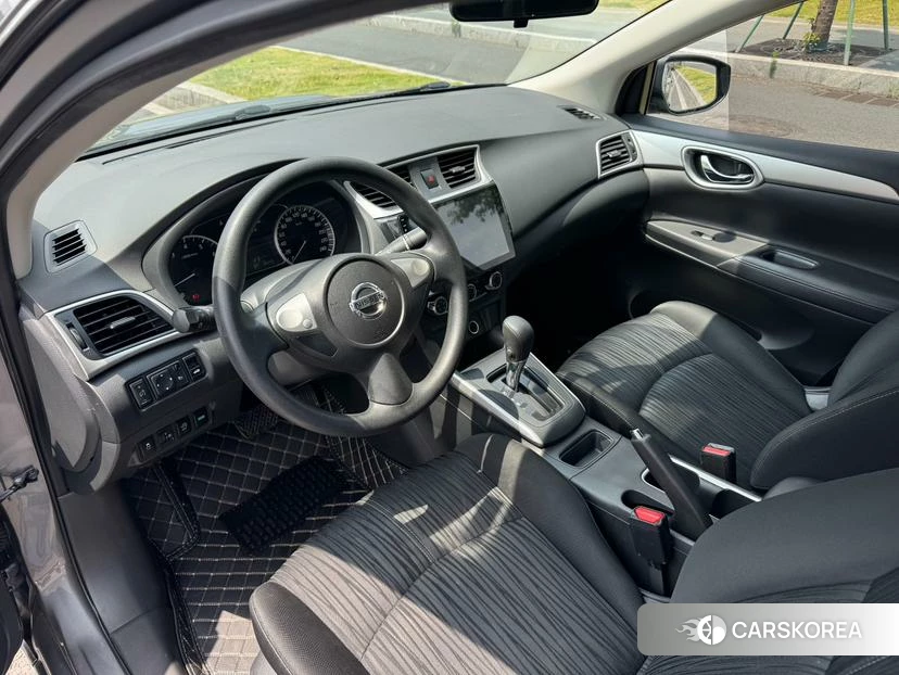 Nissan Xuan Yi 2021 Темно-серый из Китая, фото 6