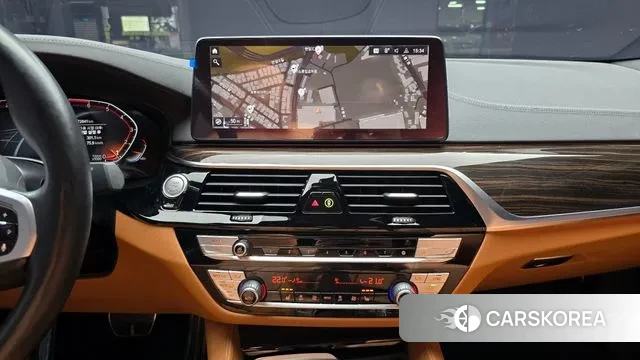 BMW 5 Series (G30) 2020 Белый из Кореи, фото 6