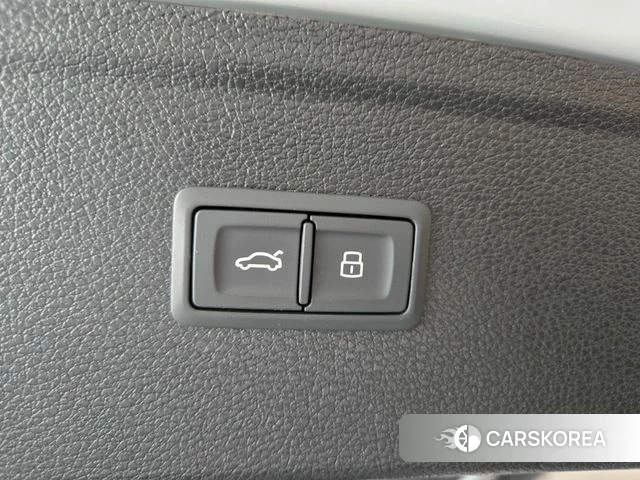 Audi SQ5 (FY) 2022 Белый из Кореи, фото 6
