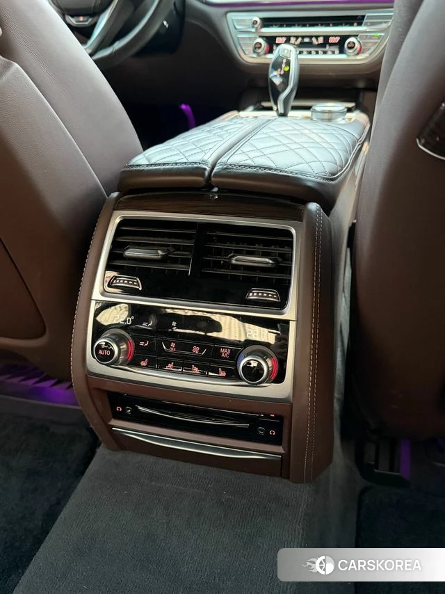 BMW 7 Series (G11) 2022 Черный из Кореи, фото 6
