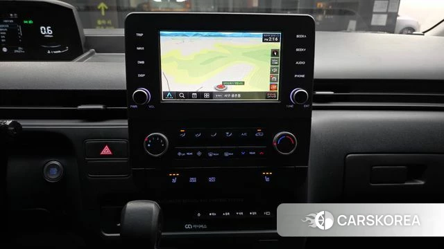 Hyundai Staria 2023 Желтый из Кореи, фото 6