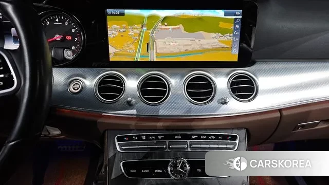 Mercedes-Benz E-Class W213 2020 Белый из Кореи, фото 6