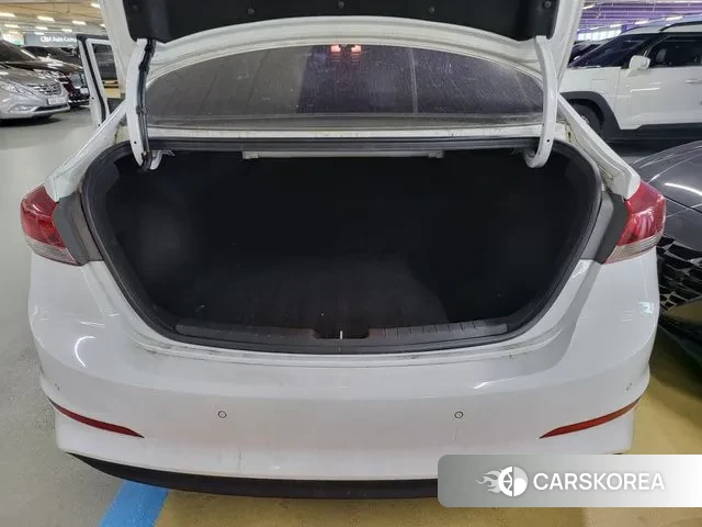 Hyundai Avante AD 2018 Белый из Кореи, фото 6