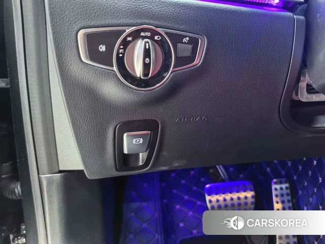 Mercedes-Benz E-class (imported) 2024 Темно-серый из Китая, фото 6
