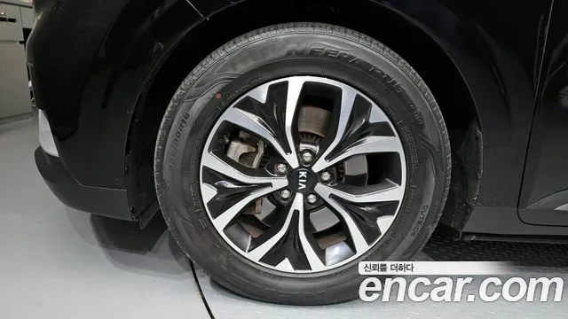 Kia Carnival 4th generation 2021 Черный из Кореи, фото 6