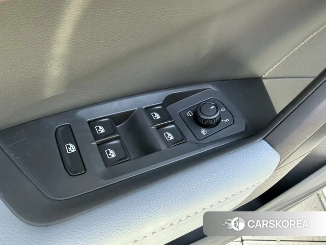 Volkswagen Lavida 2023 Белый из Китая, фото 6
