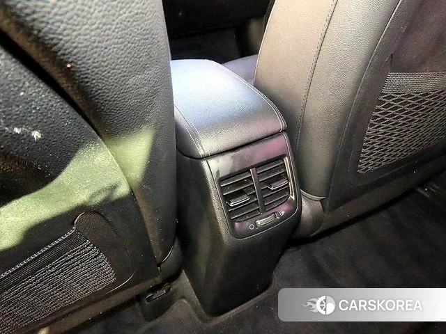 Kia Niro 2018 Жемчужный цвет из Кореи, фото 6