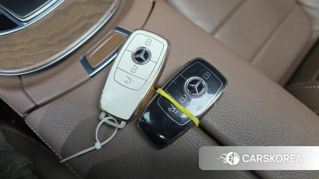 Mercedes-Benz E-Class W213 2021 Белый из Кореи, фото 6