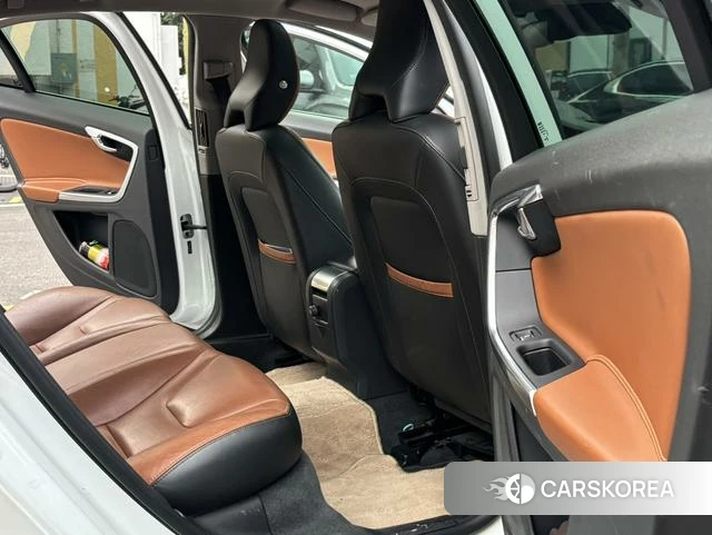 Volvo S60 2018 Белый из Китая, фото 6