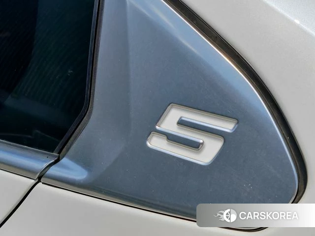 BMW 5 series 2025 Белый из Китая, фото 6