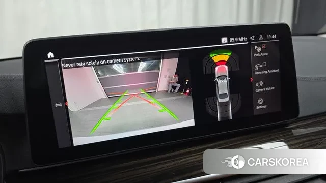 BMW 5 Series (G30) 2022 Белый из Кореи, фото 6