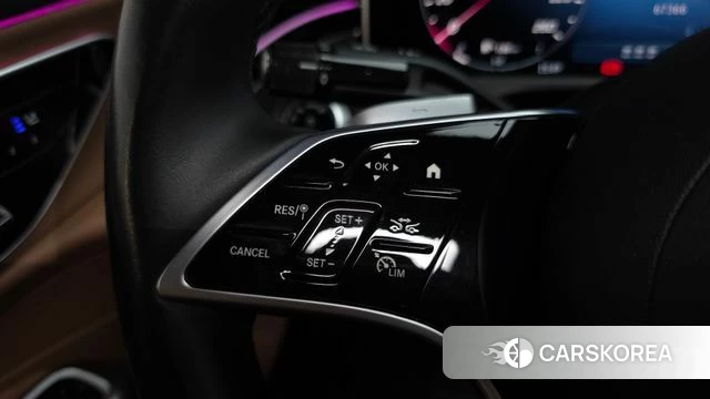 Mercedes-Benz E-Class W214 2024 Черный из Кореи, фото 6