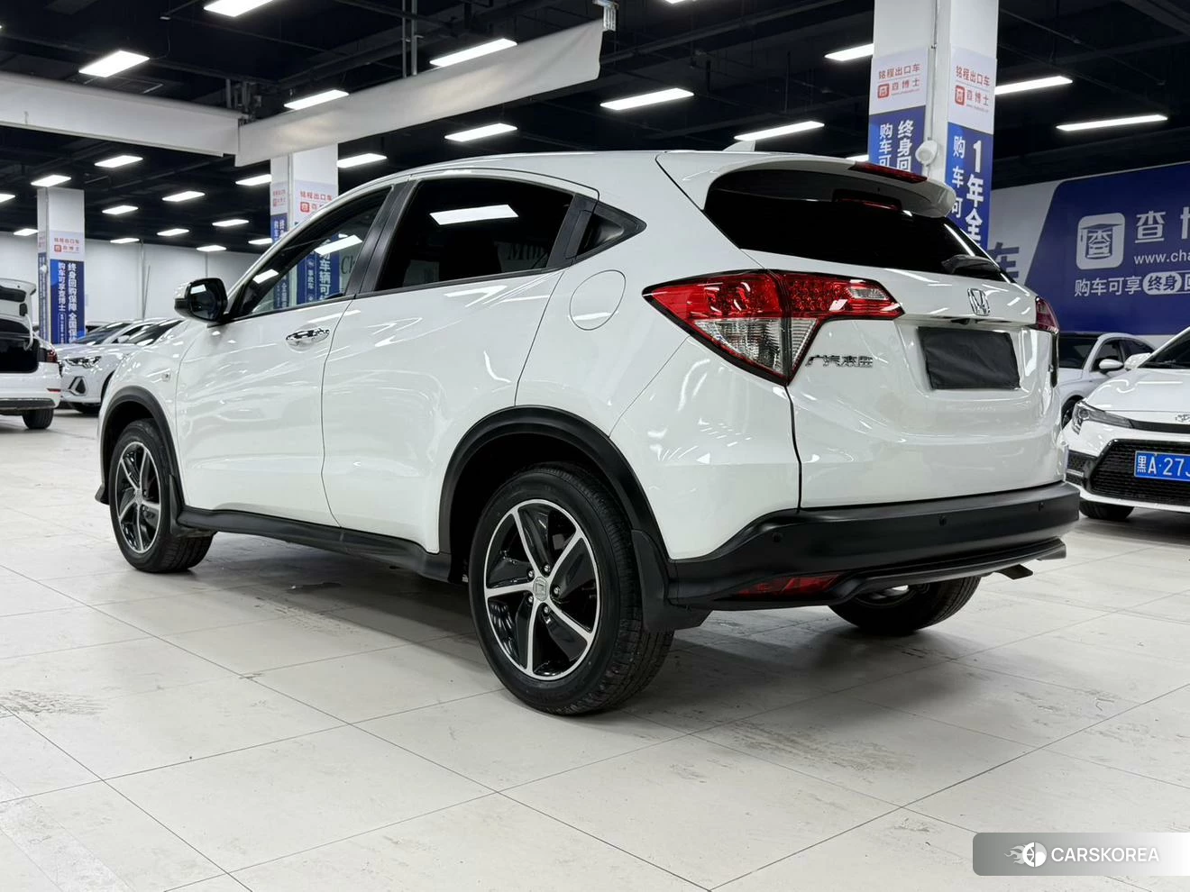 Honda Vezel 2021 Белый из Китая, фото 6