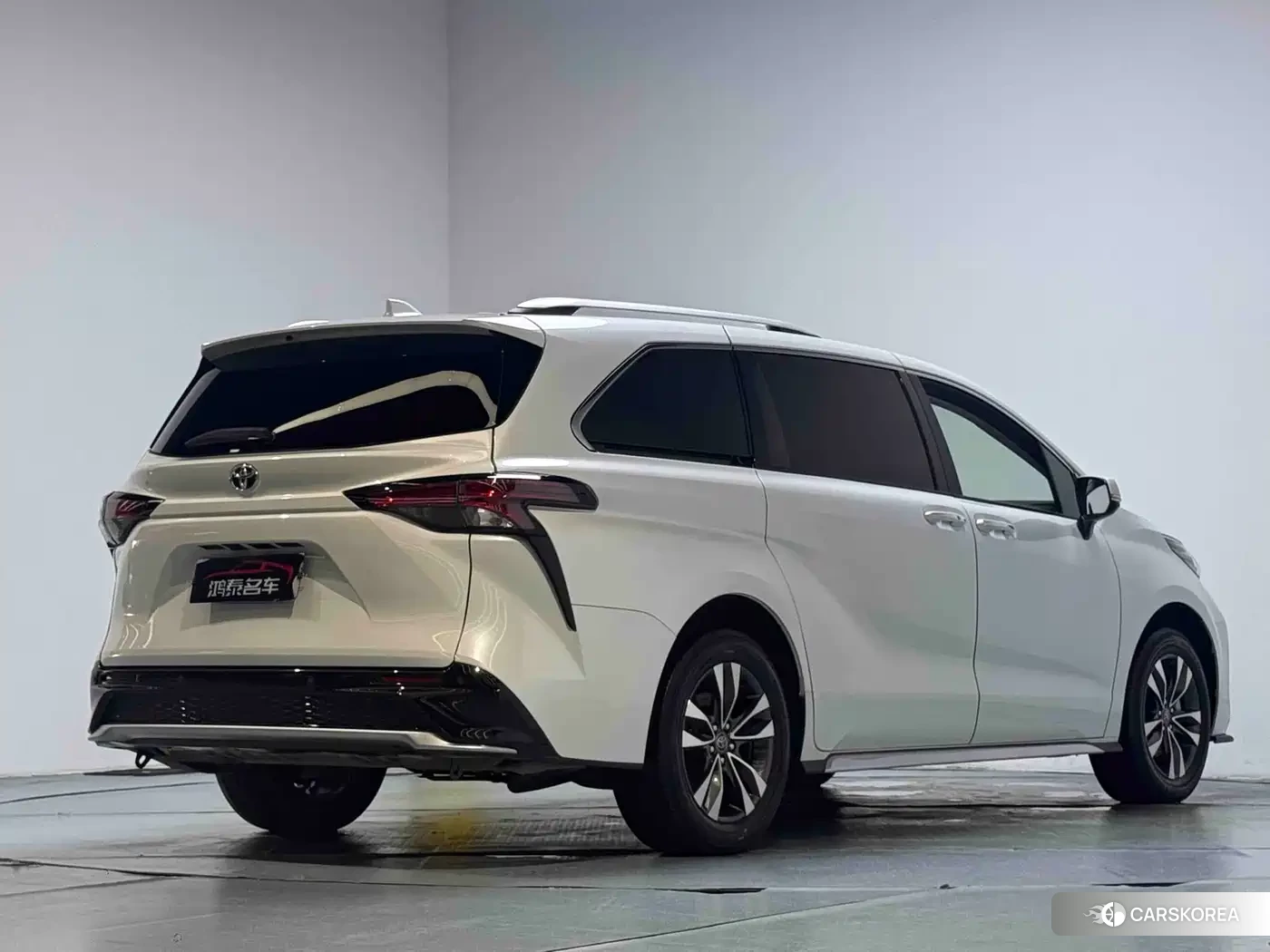 Toyota Grevia 2024 Белый из Китая, фото 6