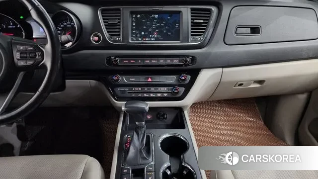 Kia The New Carnival 2019 Белый из Кореи, фото 6