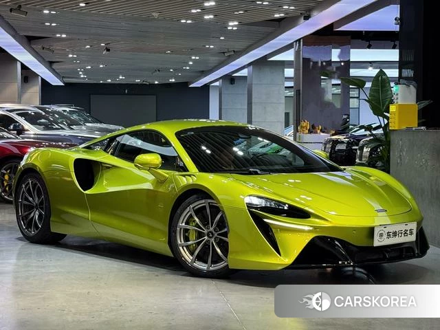 McLaren Artura 2023 Зеленый из Китая, фото 6