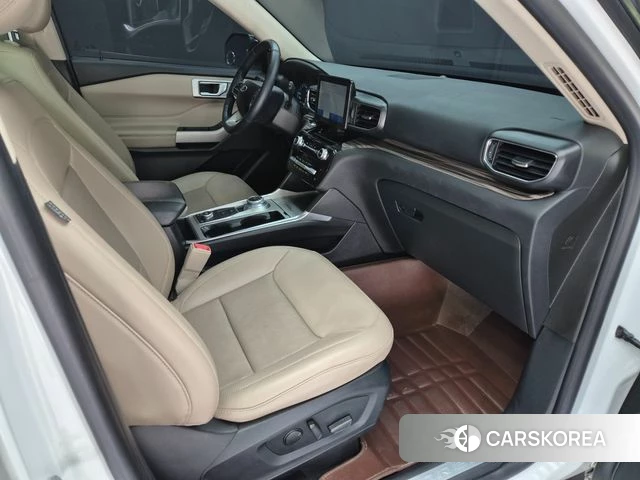 Ford Explorer 6th Generation 2021 Белый из Кореи, фото 6