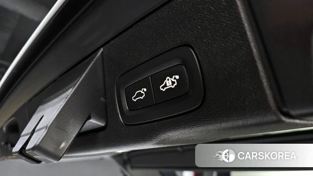 Volvo XC60 second Generation 2024 Белый из Кореи, фото 6