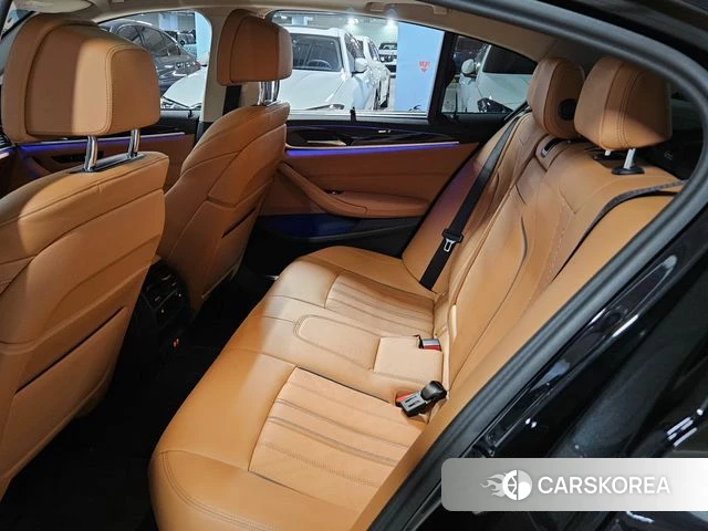 BMW 5 Series (G30) 2023 Черный из Кореи, фото 6