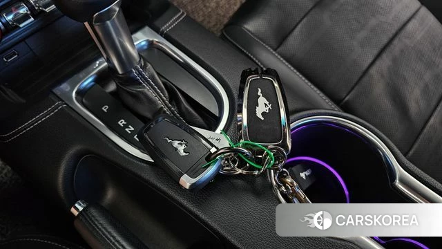 Ford Mustang 2019 Черный из Кореи, фото 6