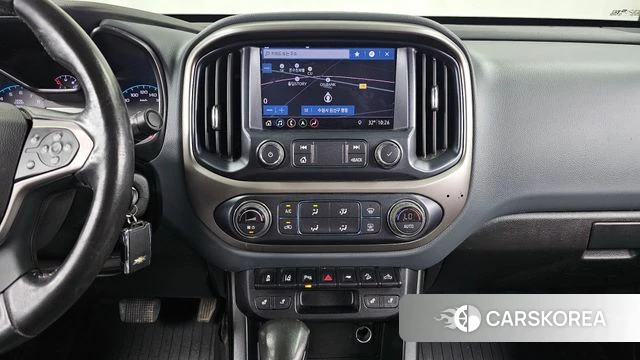 Chevrolet (GM Daewoo) Real New Colorado 2022 Черный из Кореи, фото 6