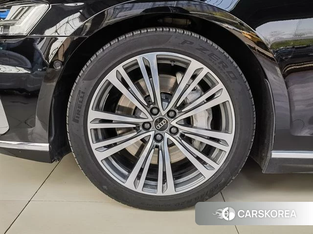 Audi A8 2021 Черный из Китая, фото 6