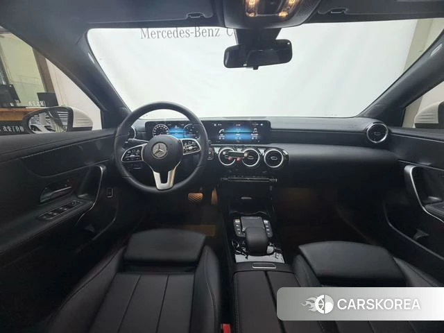 Mercedes-Benz Class A 2021 Белый из Китая, фото 6