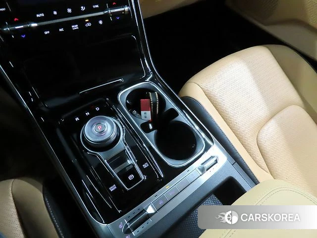 Kia Carnival 4th generation 2022 Черный из Кореи, фото 6
