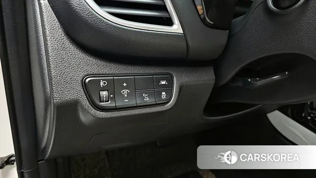 Kia Seltos 2022 Белый из Кореи, фото 6