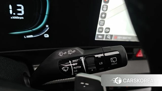 Kia Sportage 5th Generation Hybrid 2023 Серебристо-серый из Кореи, фото 6