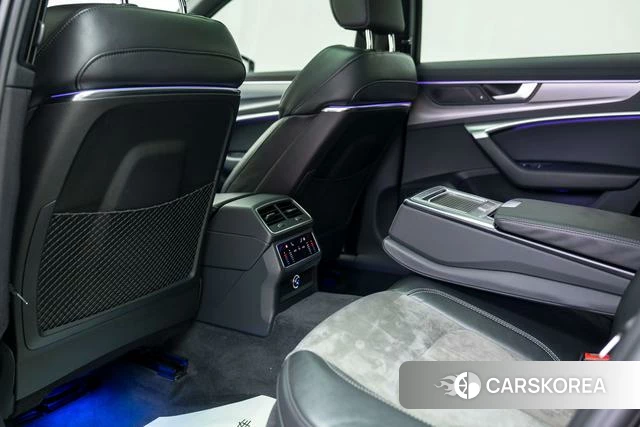 Audi A6L 2022 Черный из Китая, фото 6