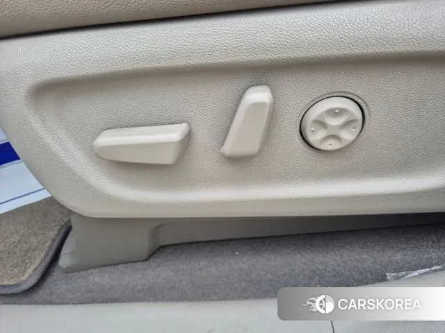 Kia The New Carnival 2019 Жемчужный цвет из Кореи, фото 6