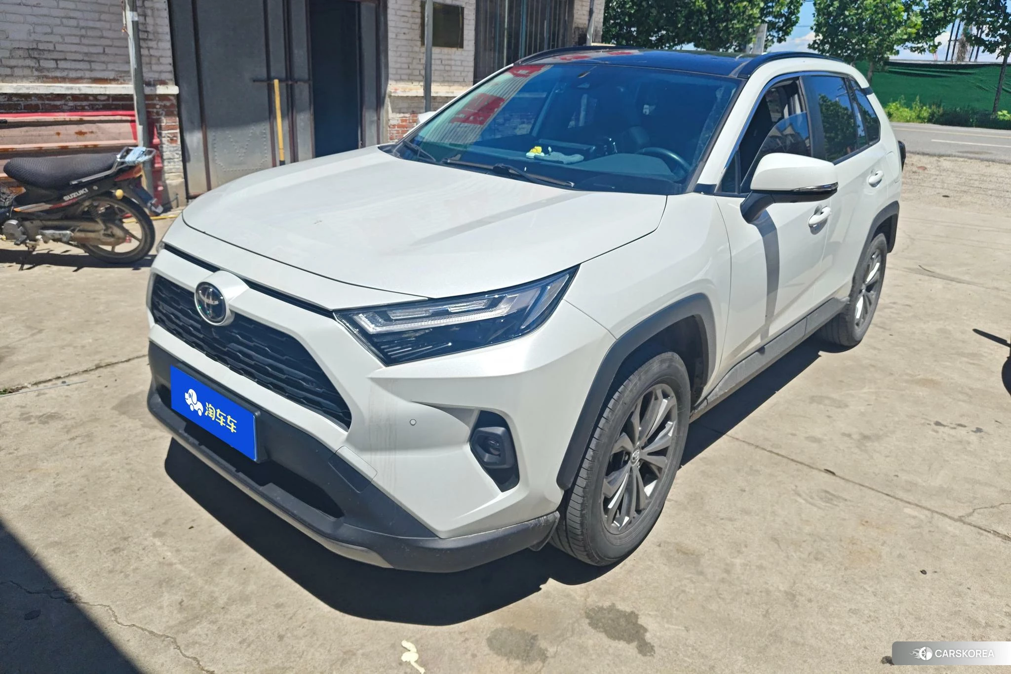 Toyota RAV4 Rongfang 2023 Белый из Китая, фото 6