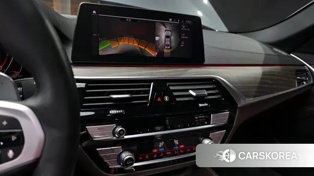 BMW 5 Series (G30) 2020 Серый из Кореи, фото 6