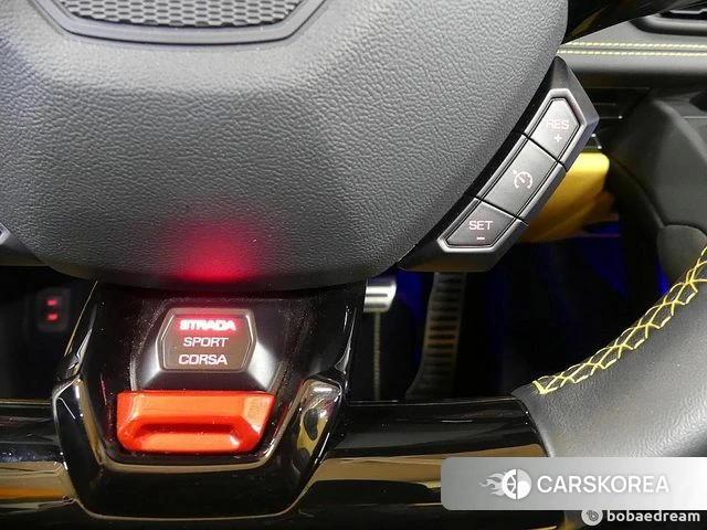 Lamborghini Huracan 2023 Красный из Кореи, фото 6