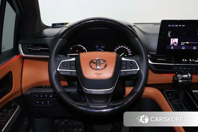 Toyota Saina 2023 Белый из Китая, фото 6