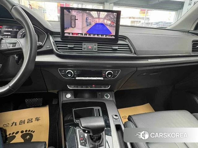 Audi Q5L 2021 Черный из Китая, фото 6