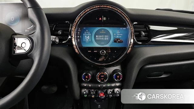 Mini Cooper 2023 Серебристо-серый из Кореи, фото 6