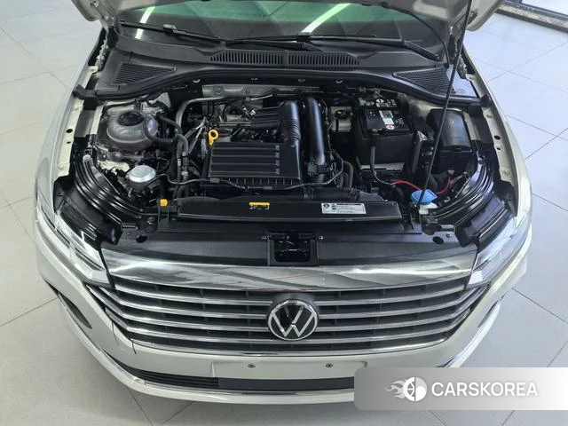 Volkswagen Lavida 2023 Серебристо-серый из Китая, фото 6