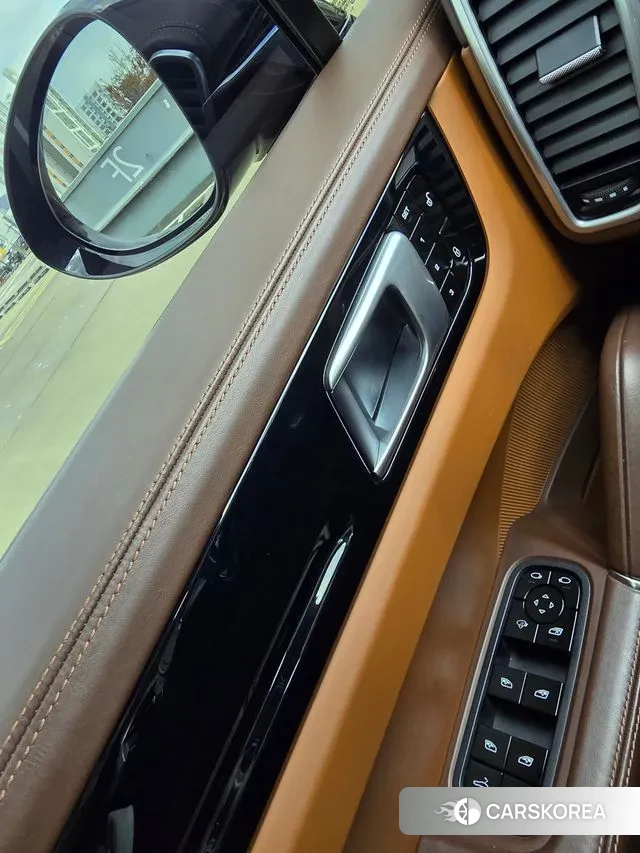 Porsche Cayenne (PO536) 2019 Черный из Кореи, фото 6