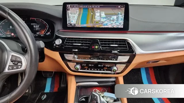 BMW 5 Series (G30) 2022 Черный из Кореи, фото 6