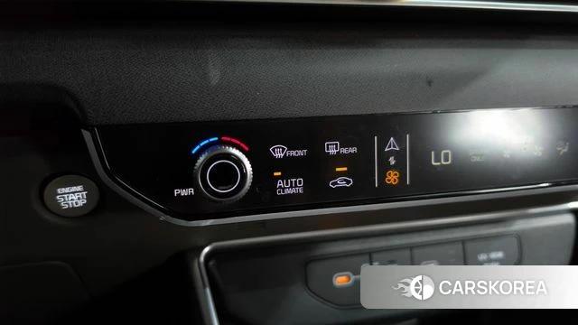 Kia The New Carnival 4th Generation 2025 Белый из Кореи, фото 6