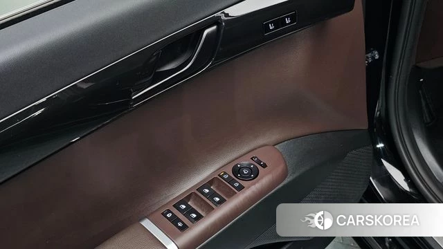 Hyundai Grandeur Hybrid (GN7) 2023 Черный из Кореи, фото 6