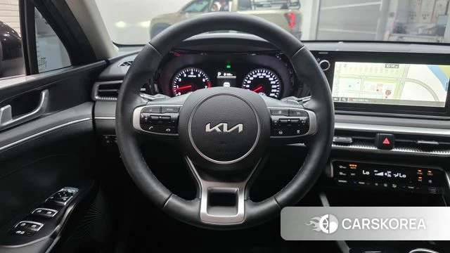 Kia K5 3rd generation 2022 Черный из Кореи, фото 6